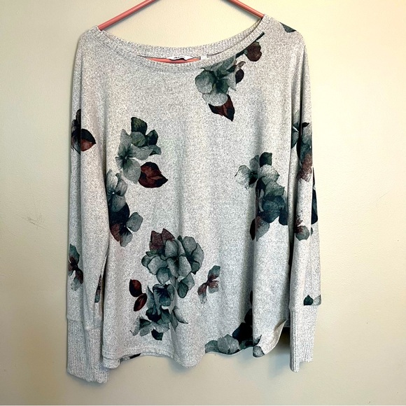 ⭐️3/15⭐️ XXL Reitmans grey floral long sleeve wide neck sweater - Picture 1 of 7
